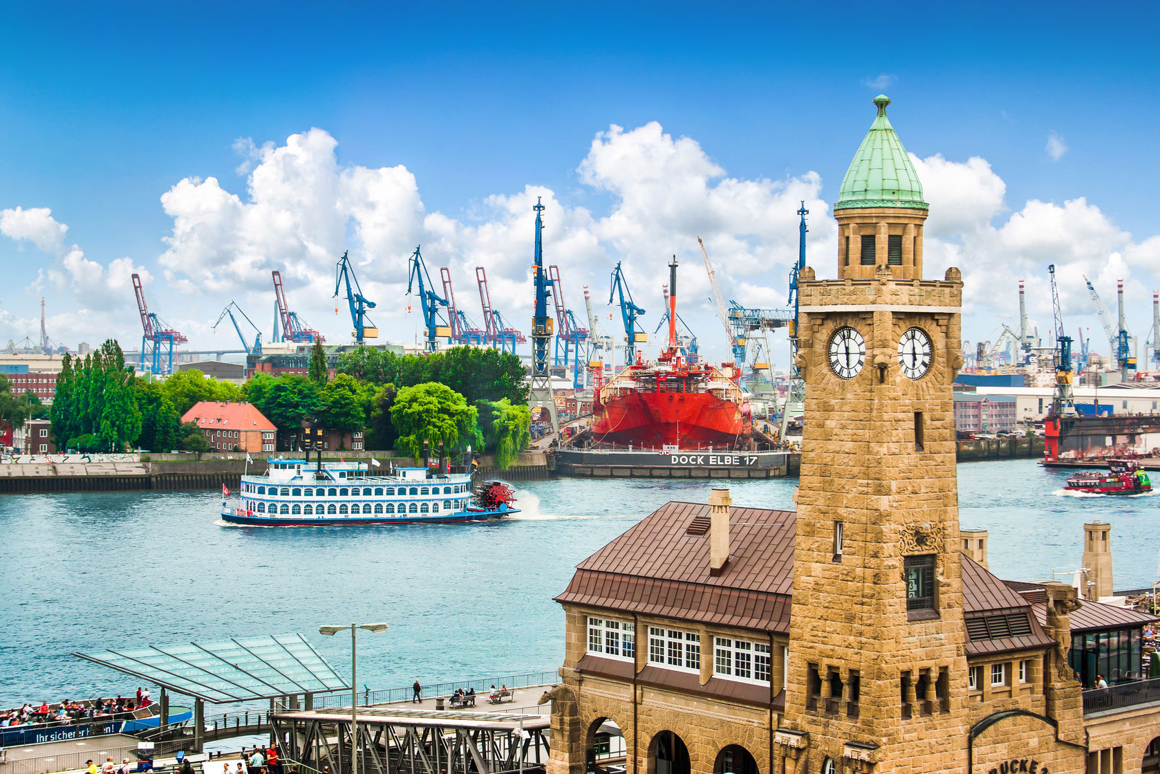 Cheap flight to Hamburg